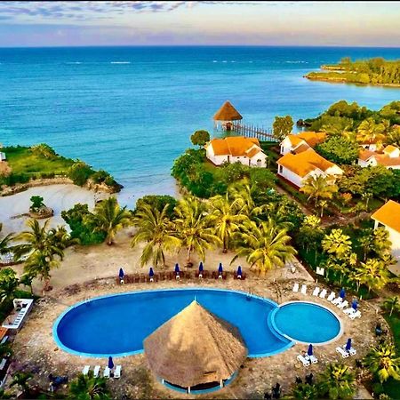 Azao Resort&Spa Pongwe Exterior foto