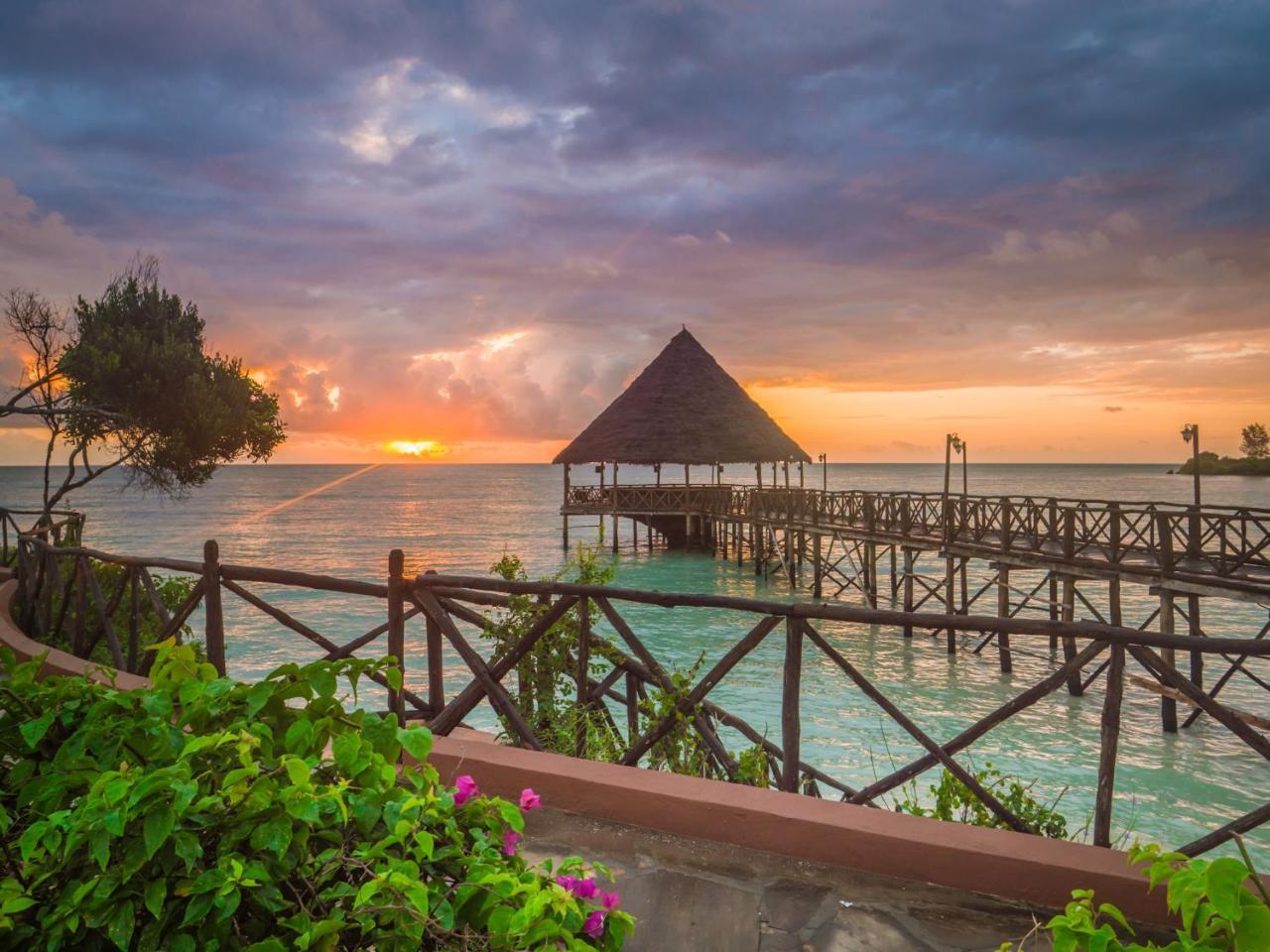 Azao Resort&Spa Pongwe Exterior foto